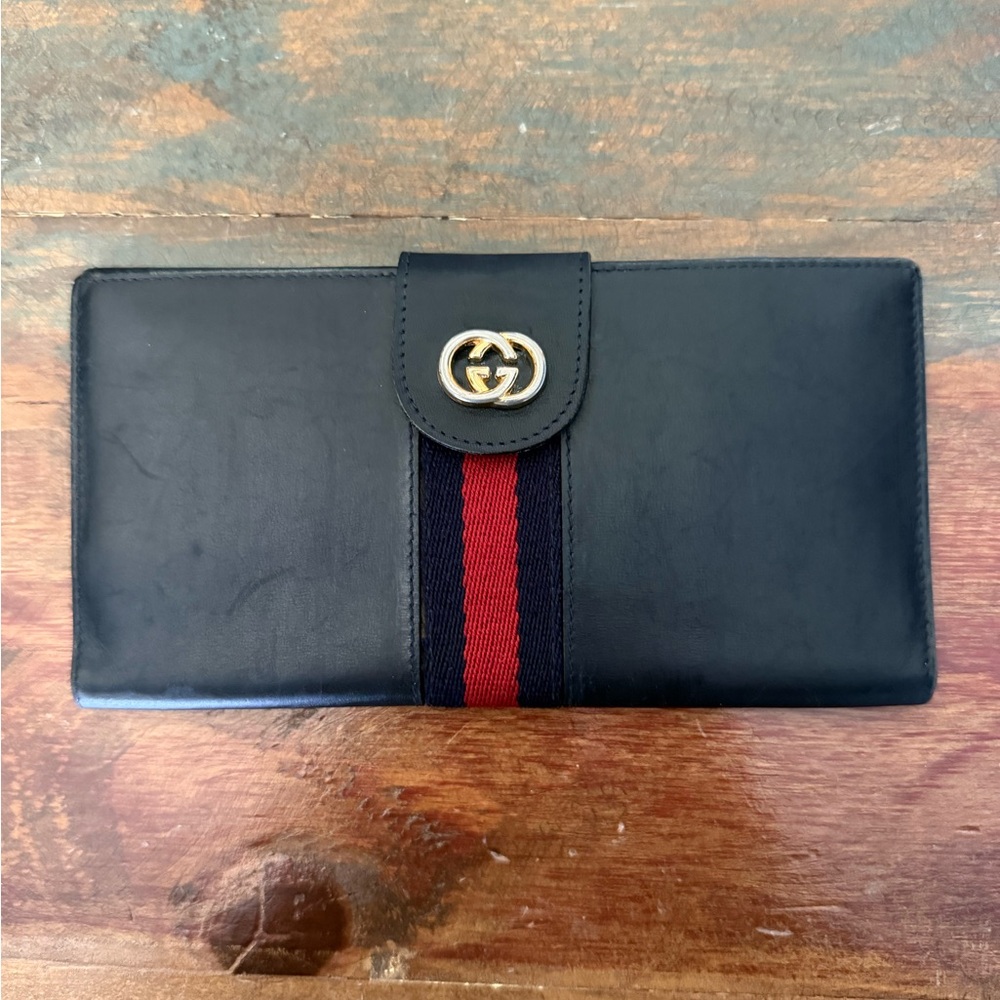 Rare Vintage Gucci Sherri Line Black Leather checkbook holder and wallet